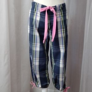 VS PINK Capri Lounging Pants. Size S.